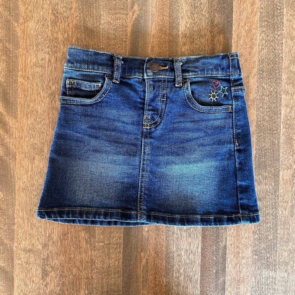 EUC Joe Fresh Embroidered Denim Skirt